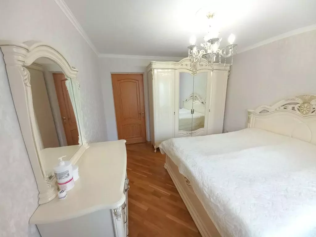 3-к кв. Северная Осетия, Владикавказ Весенняя ул., 15к2 (80.0 м) - Фото 1