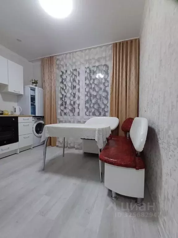 1-к кв. Башкортостан, Нефтекамск ул. Строителей, 31 (35.0 м) - Фото 2