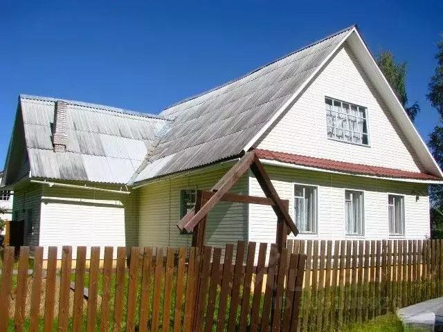 Дом в Ленинградская область, Гатчинский район, Вырица городской ... - Фото 0