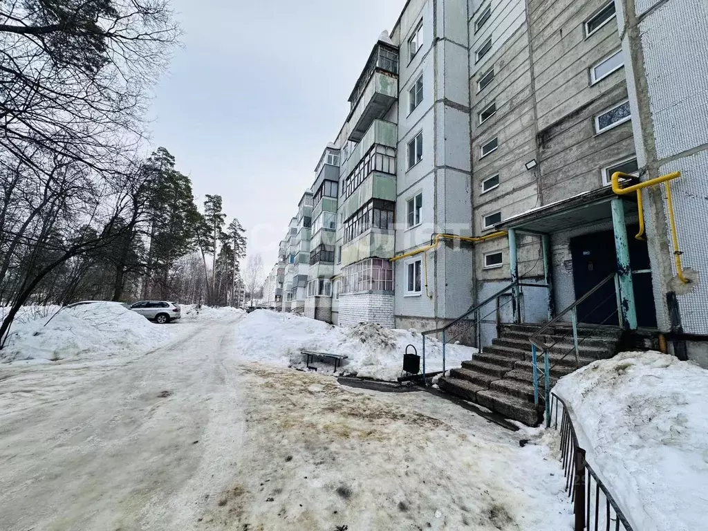 2-к кв. Пензенская область, Пенза 2-й Военный городок, 12 (50.0 м) - Фото 1