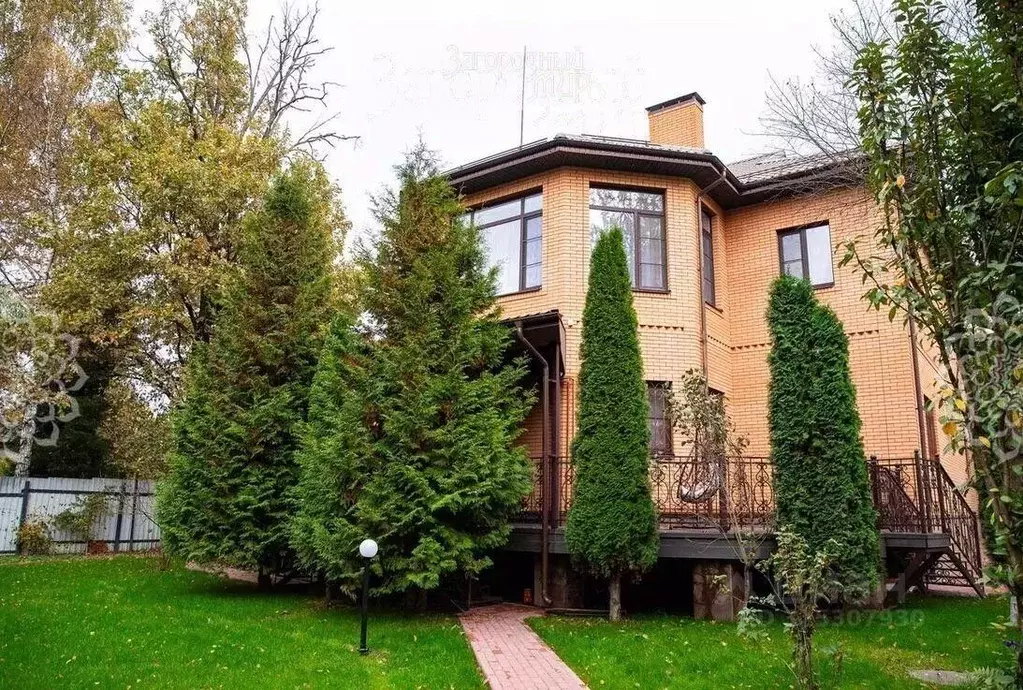 Коттедж в Московская область, Наро-Фоминский городской округ, д. ... - Фото 1