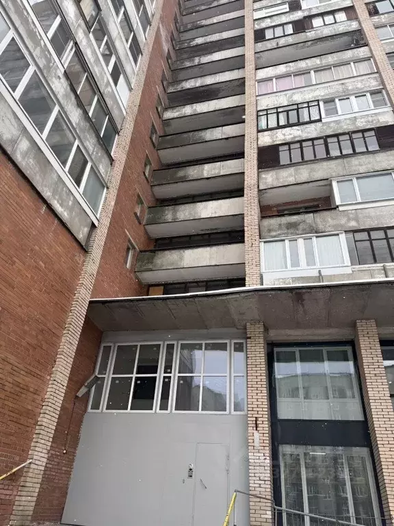 Комната Санкт-Петербург Горелово тер., ул. Коммунаров, 118к1 - Фото 1