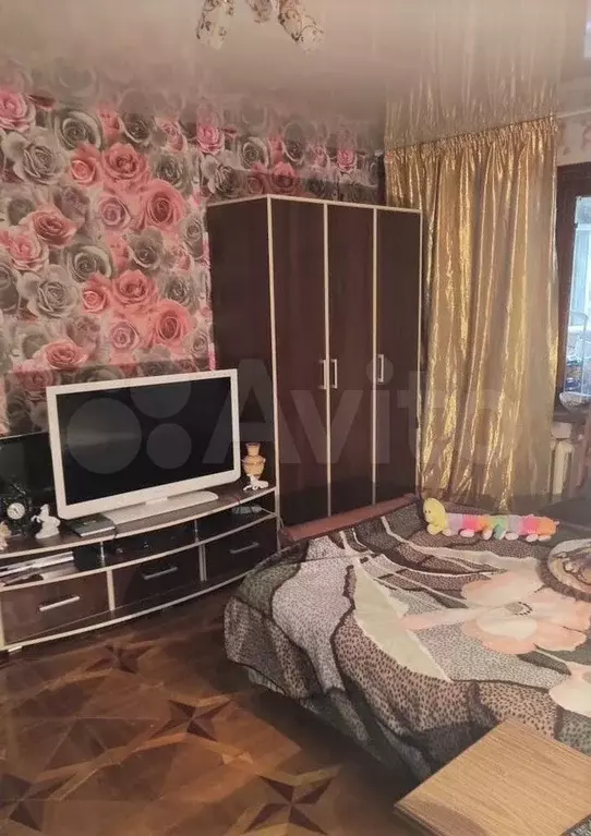 2-к. квартира, 55 м, 1/9 эт. - Фото 0