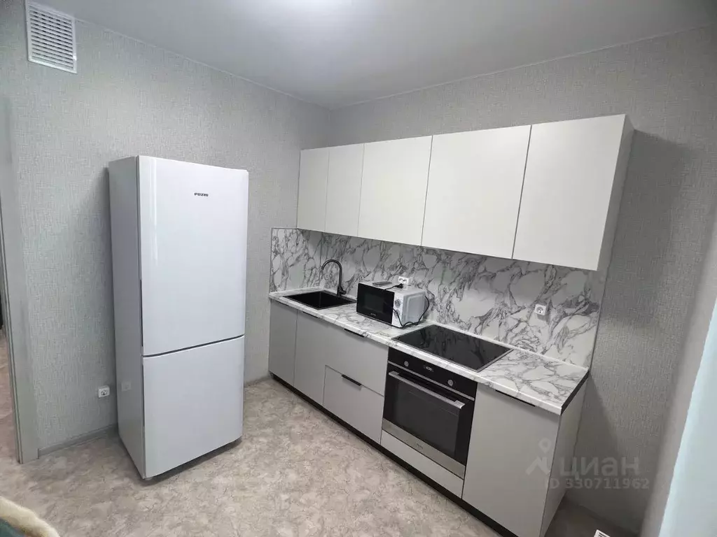 1-к кв. Татарстан, Казань ул. Братьев Батталовых, 27 (40.0 м) - Фото 1