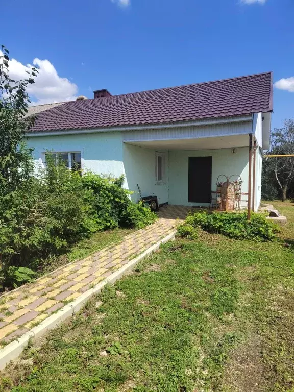 Дом в Липецкая область, Задонский район, Юрьевский сельсовет, с. ... - Фото 1