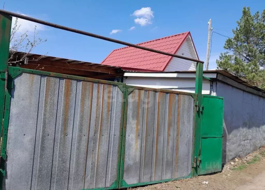 Дом в Оренбургская область, Оренбургский район, Нежинский сельсовет, ... - Фото 1