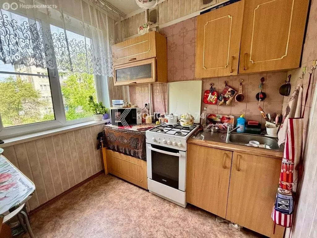 2-комнатная квартира: Миасс, улица Попова, 5 (48 м) - Фото 1