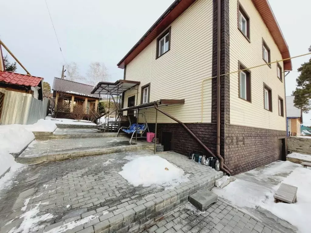 Коттедж в Челябинская область, Чебаркуль Лесная ул., 20 (286 м) - Фото 1