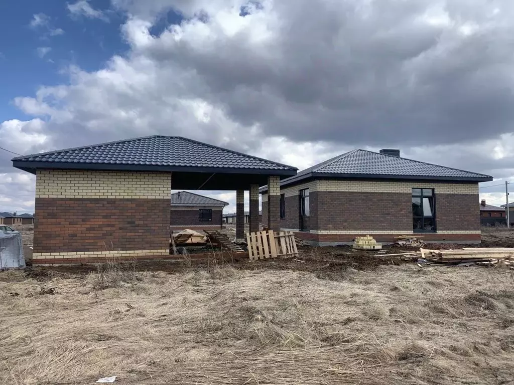 Дом в Татарстан, Лаишевский район, Егорьевское с/пос, д. Кзыл-Иль  ... - Фото 2