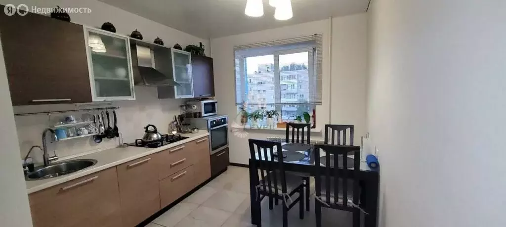 3-комнатная квартира: Энгельс, улица Тельмана, 12 (60 м) - Фото 1