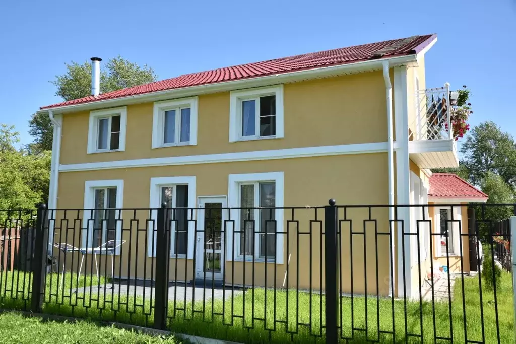 Дом в Новгородская область, Великий Новгород Спортивный пер., 4 (250 ... - Фото 1