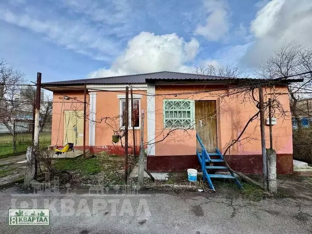 Дом в Краснодарский край, Новороссийск городской округ, пос. ... - Фото 1