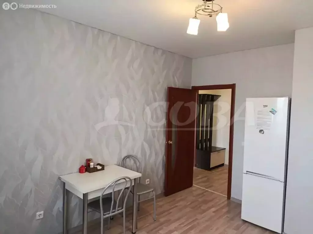 1-комнатная квартира: Тобольск, 15-й микрорайон, 22 (37 м) - Фото 1