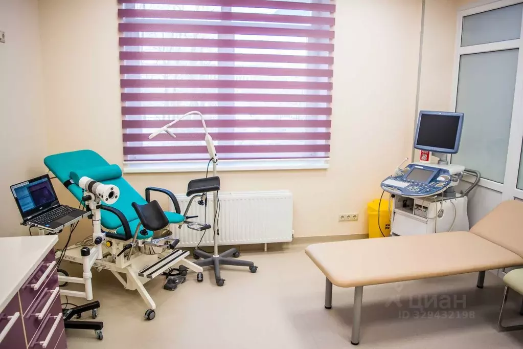 Помещение свободного назначения в Москва ул. Островитянова, 4 (213 м) - Фото 2