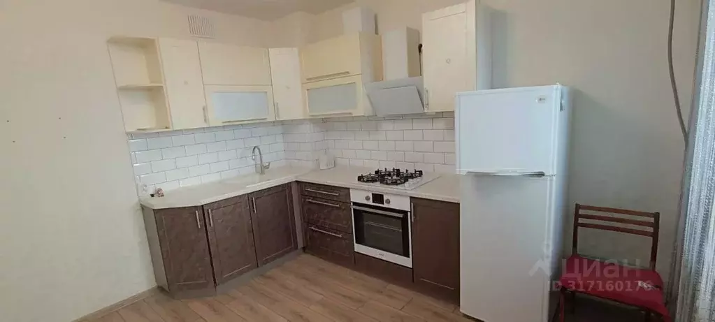 2-к кв. Владимирская область, Владимир ул. Ноябрьская, 41А (53.5 м) - Фото 0