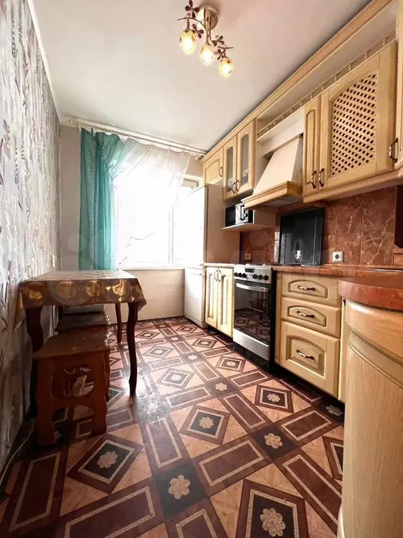3-к. квартира, 58 м, 5/9 эт. - Фото 1