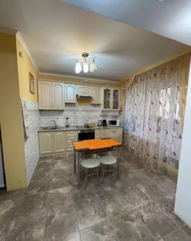 3-к кв. Оренбургская область, Оренбург Северо-Восточный жилрайон, 20-й ... - Фото 2