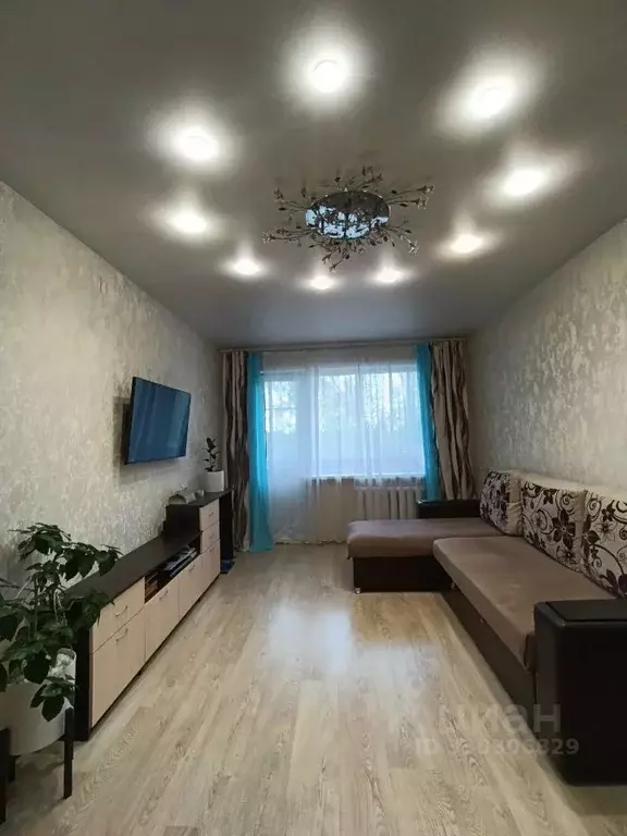 3-к кв. Архангельская область, Архангельск ул. В.И. Воронина, 31 (54.1 ... - Фото 1