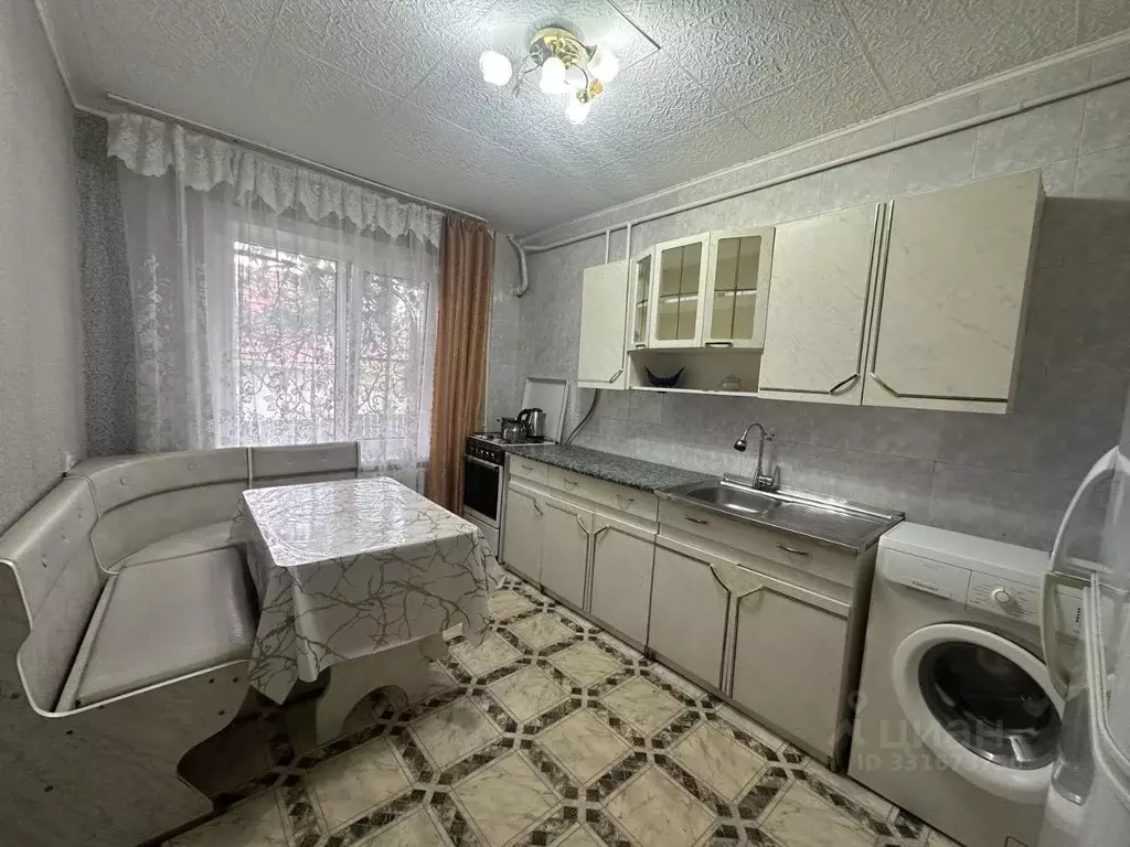 1-к кв. Краснодарский край, Усть-Лабинск ул. Свердлова (33.0 м) - Фото 1