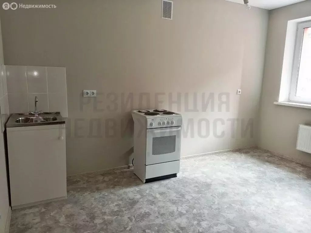 1-комнатная квартира: посёлок городского типа Стройкерамика, улица ... - Фото 1