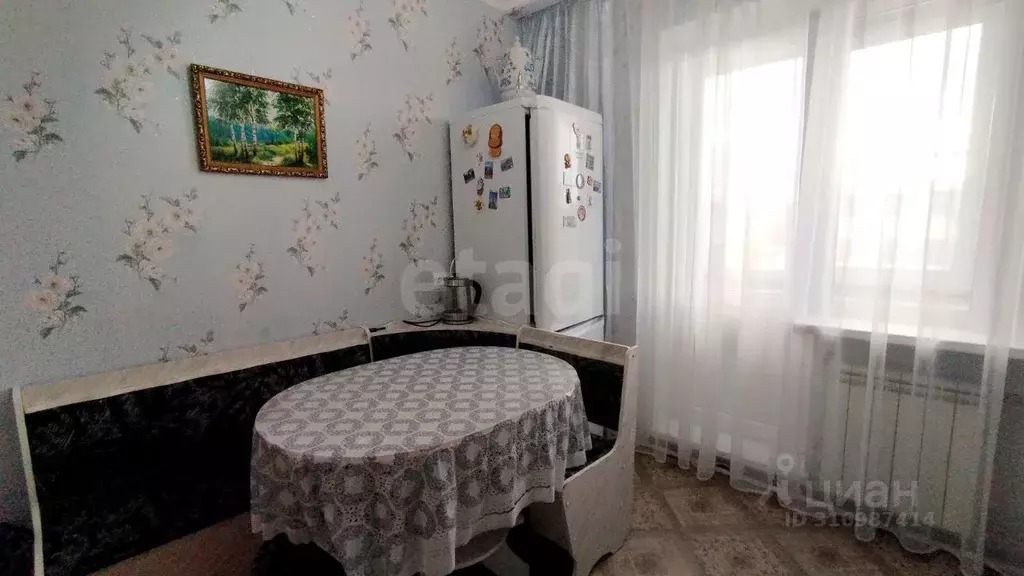 2-к кв. Ленинградская область, Кириши ул. Энергетиков, 23 (52.9 м) - Фото 0