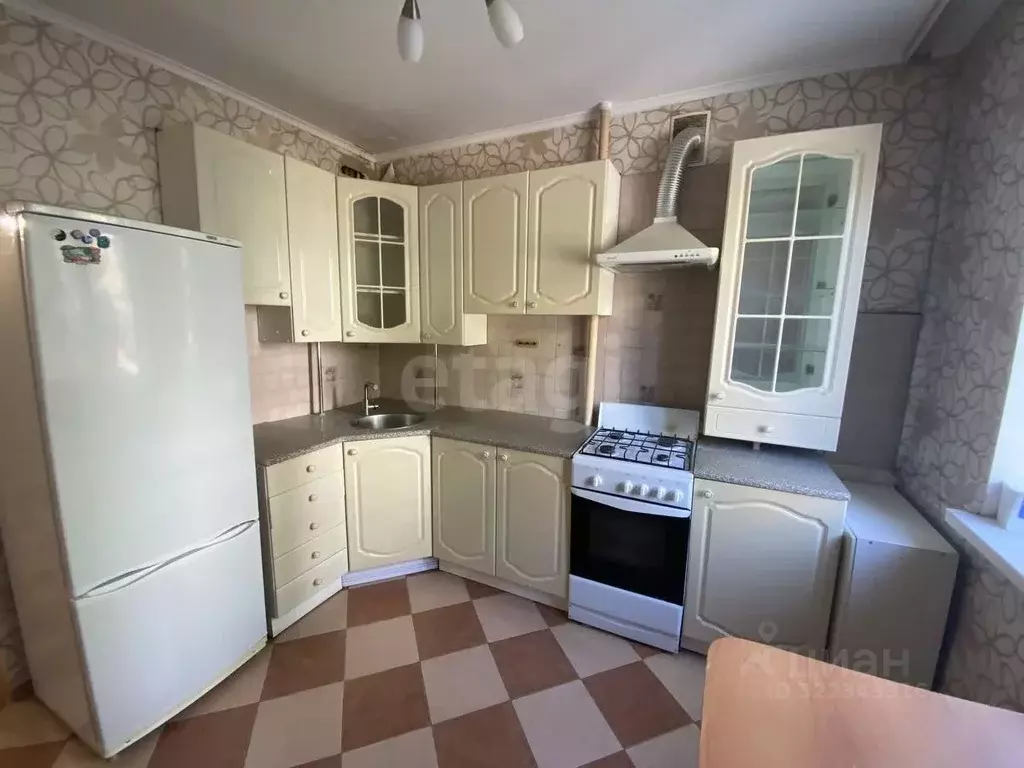 3-к кв. Саратовская область, Саратов Клиническая ул., 8/18 (56.5 м) - Фото 1