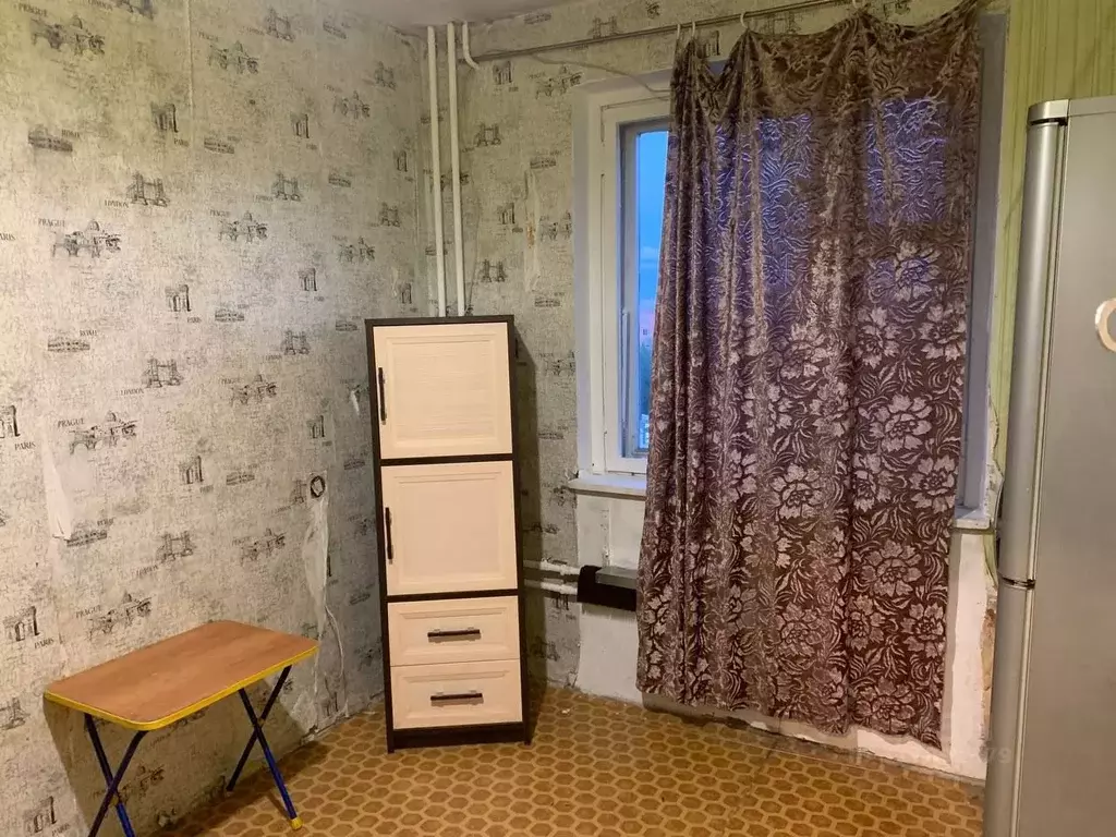 Комната Челябинская область, Челябинск ул. Сталеваров, 66 (11.0 м) - Фото 1