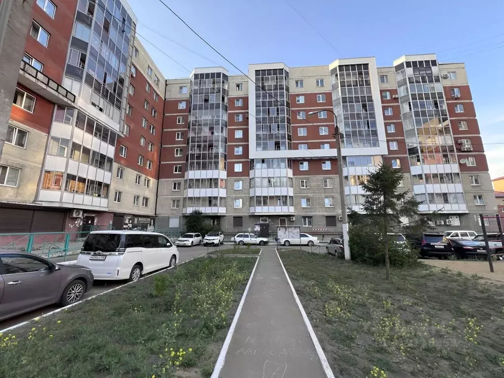 2-к кв. Иркутская область, Иркутск ул. Баумана, 214/6 (64.3 м) - Фото 0