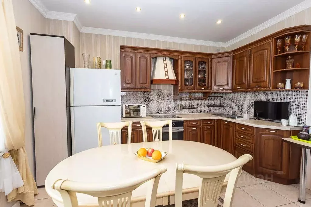 2-к кв. Амурская область, Благовещенск ул. Ленина, 42 (75.1 м) - Фото 1