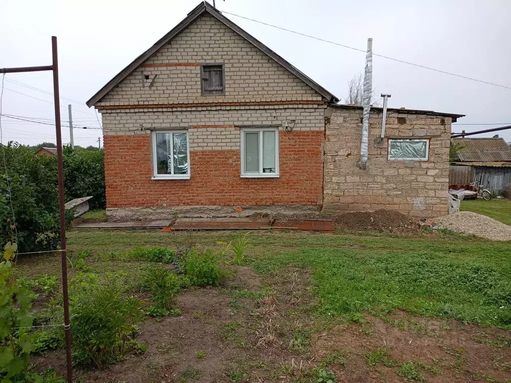 Дом в Саратовская область, Энгельсский район, Безымянское ... - Фото 2