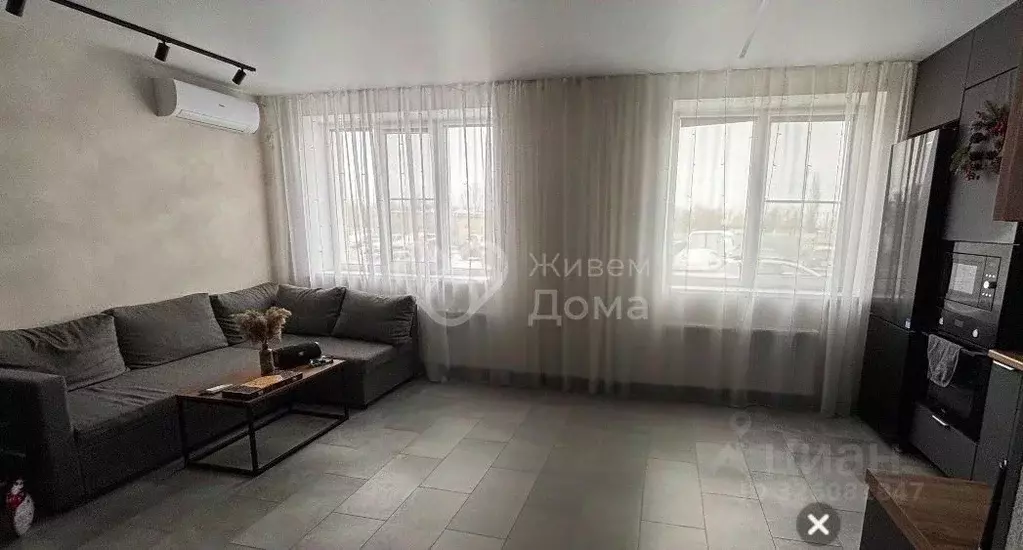 3-к кв. Волгоградская область, Волгоград ул. Гаря Хохолова, 2 (76.3 м) - Фото 2