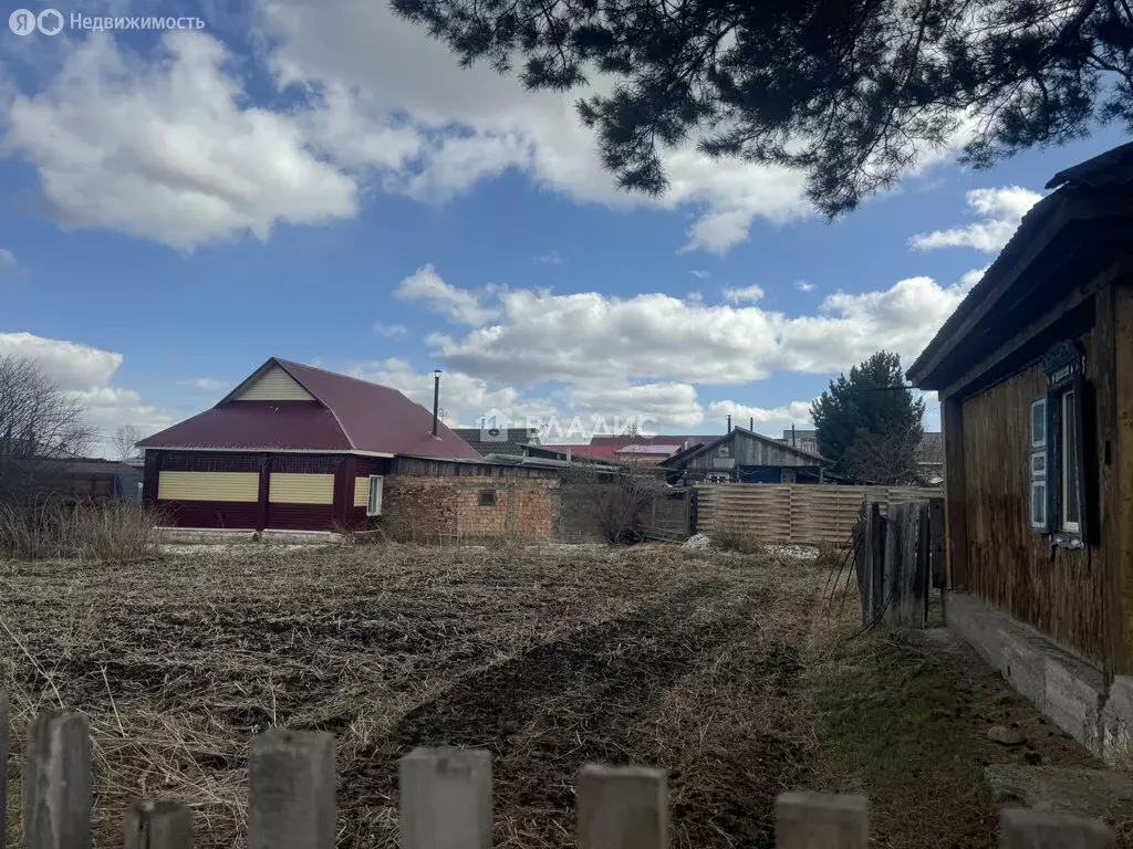 Дом в Ужур, Школьная улица, 22 (48.7 м) - Фото 1