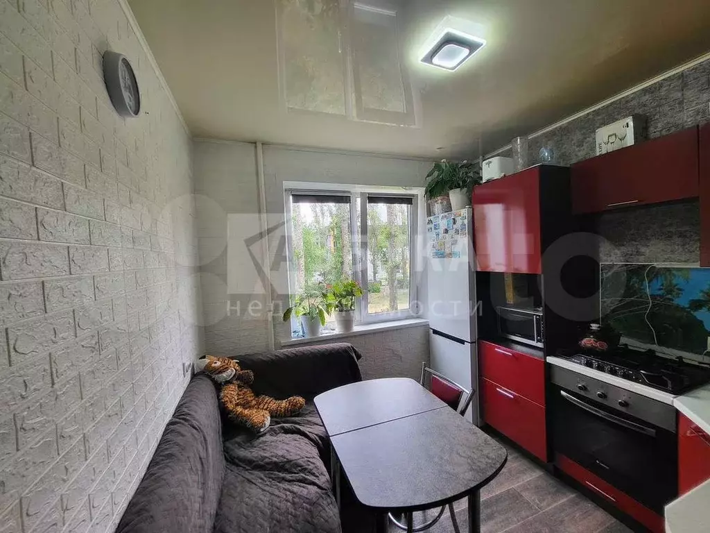 2-к. квартира, 49 м, 2/9 эт. - Фото 0