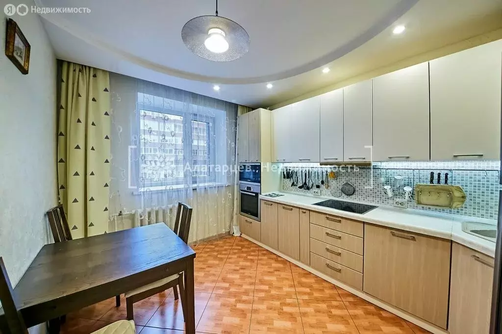 3-комнатная квартира: Томск, проспект Фрунзе, 26 (95 м) - Фото 1