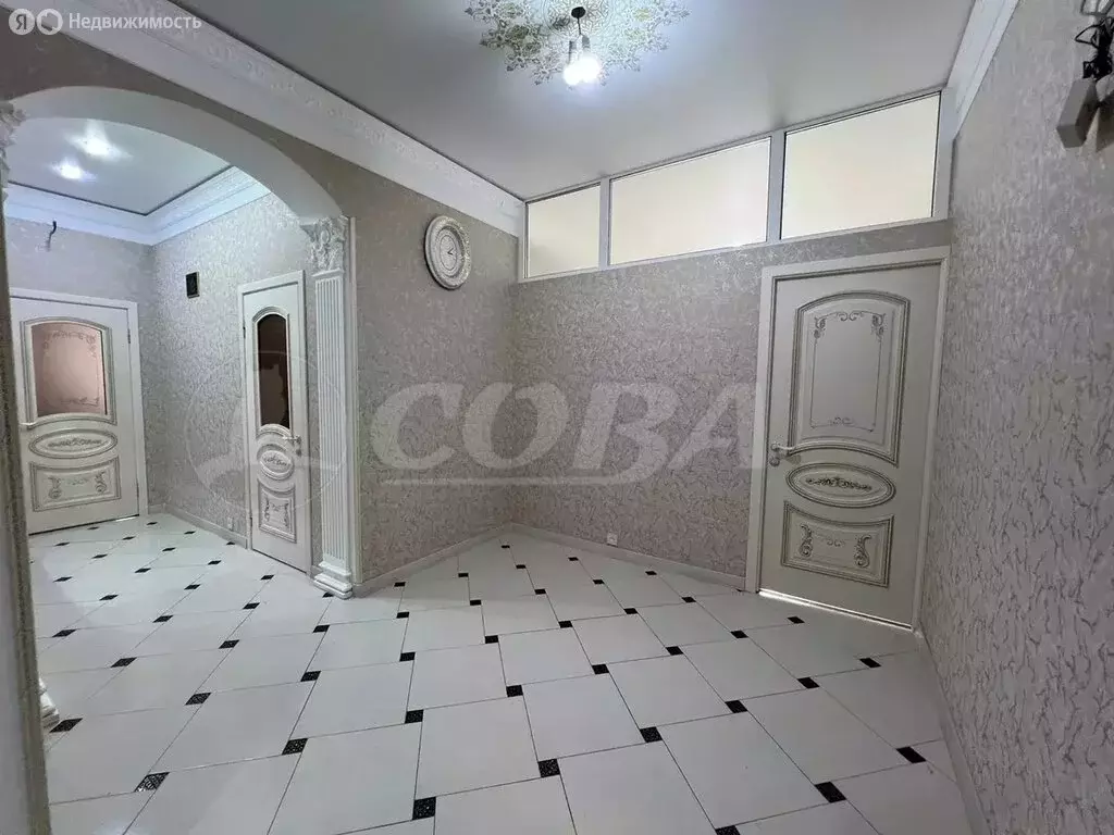 4-комнатная квартира: Махачкала, улица Эльзы Ибрагимовой, 31Бк2 (94 м) - Фото 0