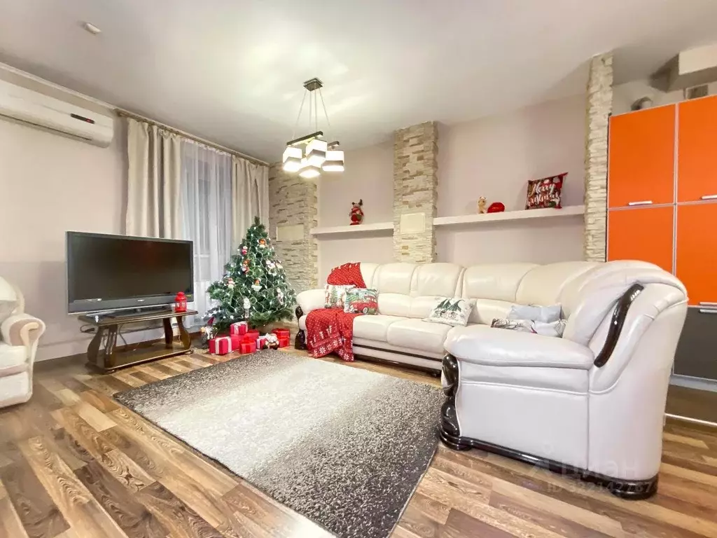 4-к кв. Ульяновская область, Ульяновск ул. Фурманова, 39/58 (150.0 м) - Фото 1