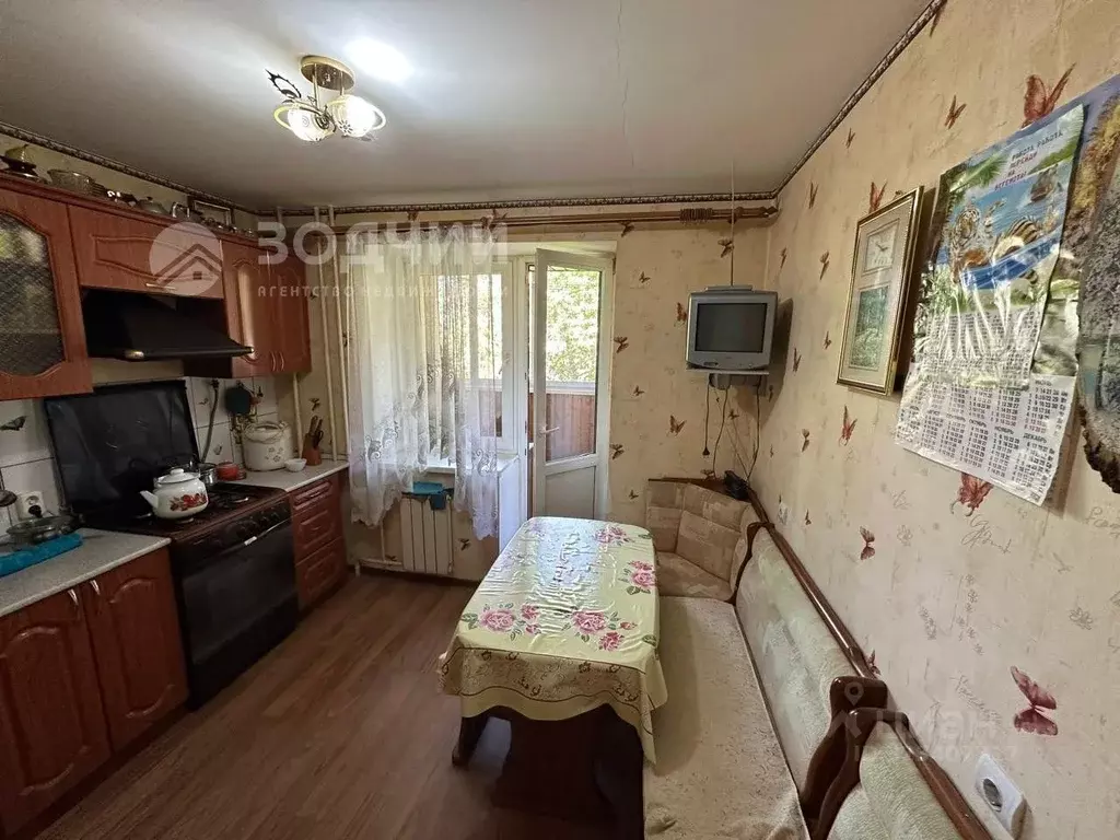 2-к кв. Чувашия, Канаш ул. Ильича, 3А (46.7 м) - Фото 2