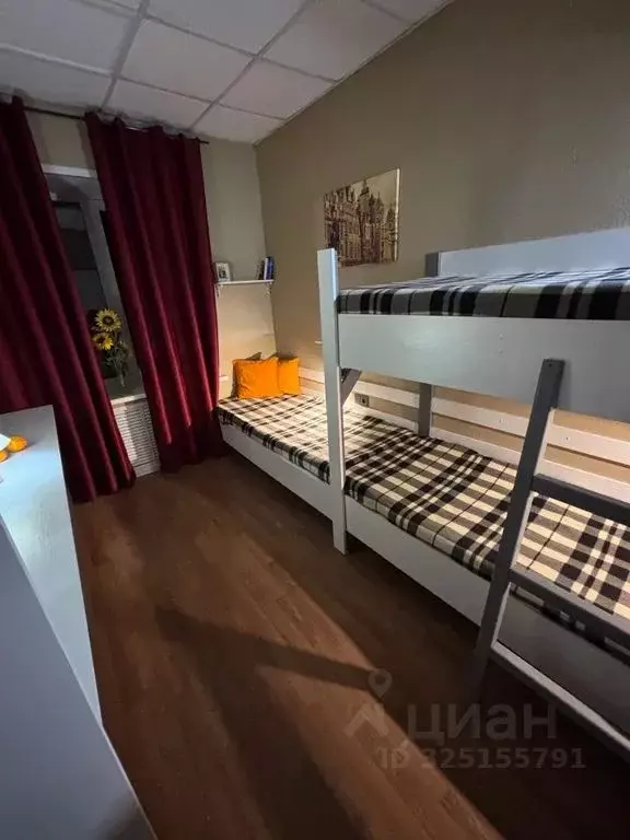 Комната Санкт-Петербург просп. Уткин, 13К1 - Фото 1