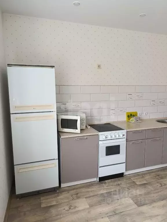 1-к кв. Тюменская область, Тюмень ул. Мебельщиков, 6 (42.0 м) - Фото 1