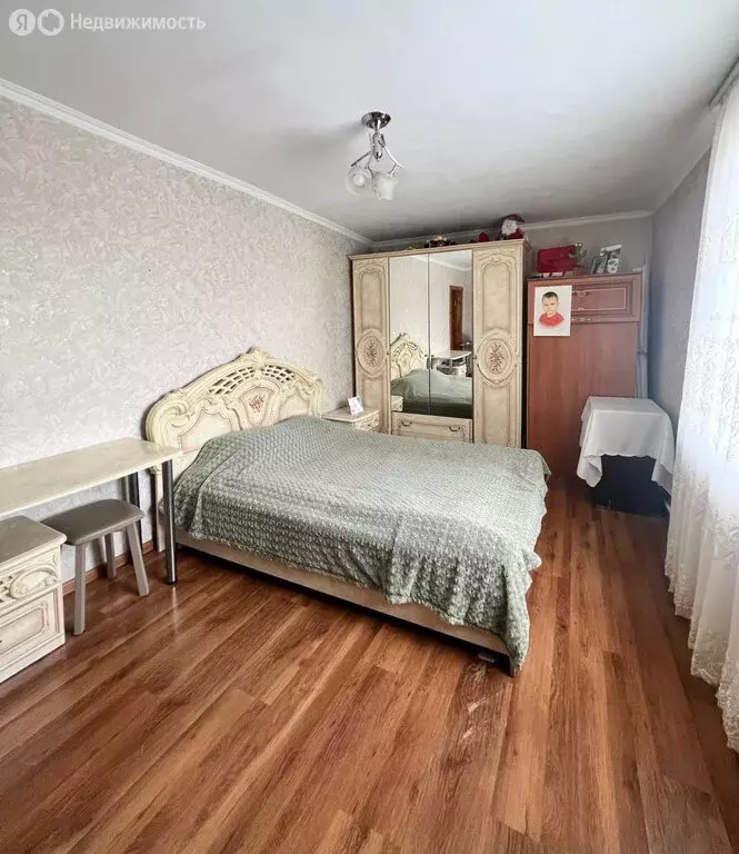 4-комнатная квартира: Владикавказ, улица Бутаева, 5 (85 м) - Фото 0
