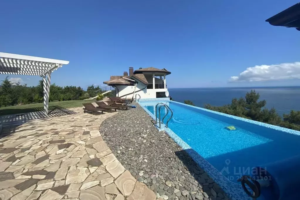 Дом в Крым, Алушта муниципальный округ, пос. Семидворье пер. ... - Фото 1