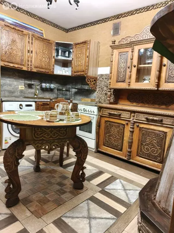 3-комнатная квартира: Якутск, улица Жорницкого, 30/1 (61.3 м) - Фото 1