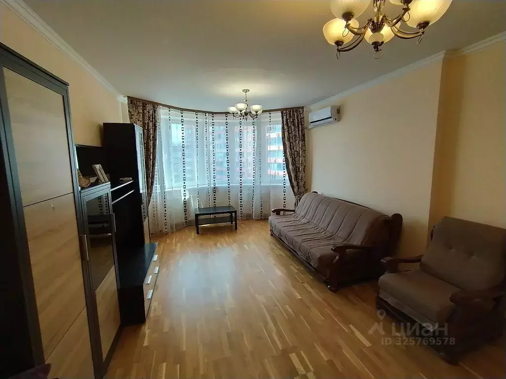 2-к кв. Московская область, Химки ул. Калинина, 9 (77.2 м) - Фото 1