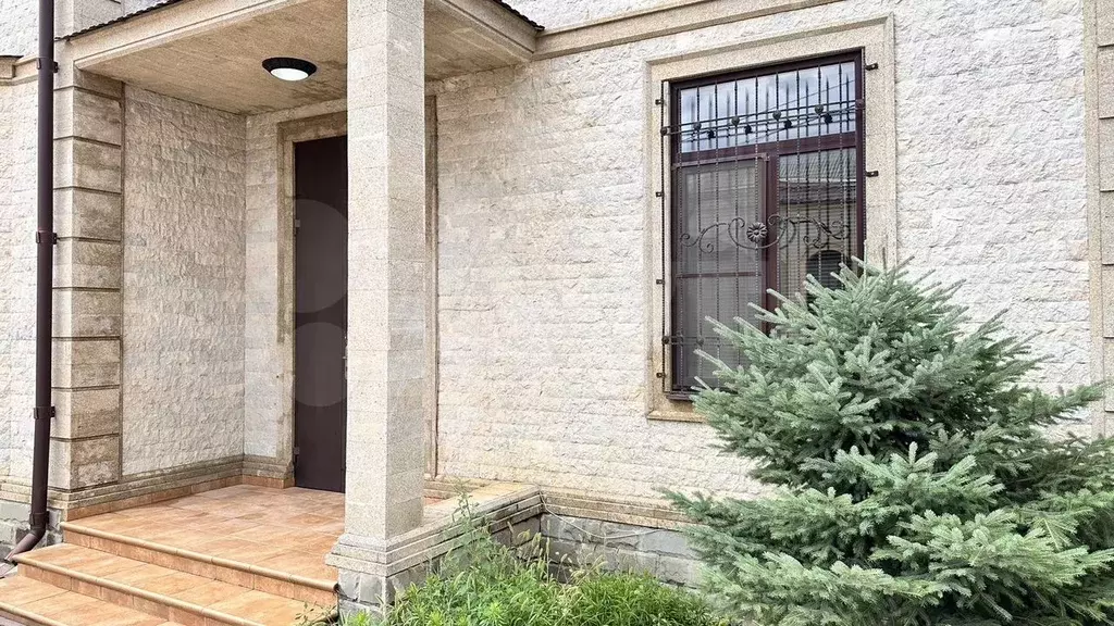 Дом 250 м на участке 4,4 сот. - Фото 1