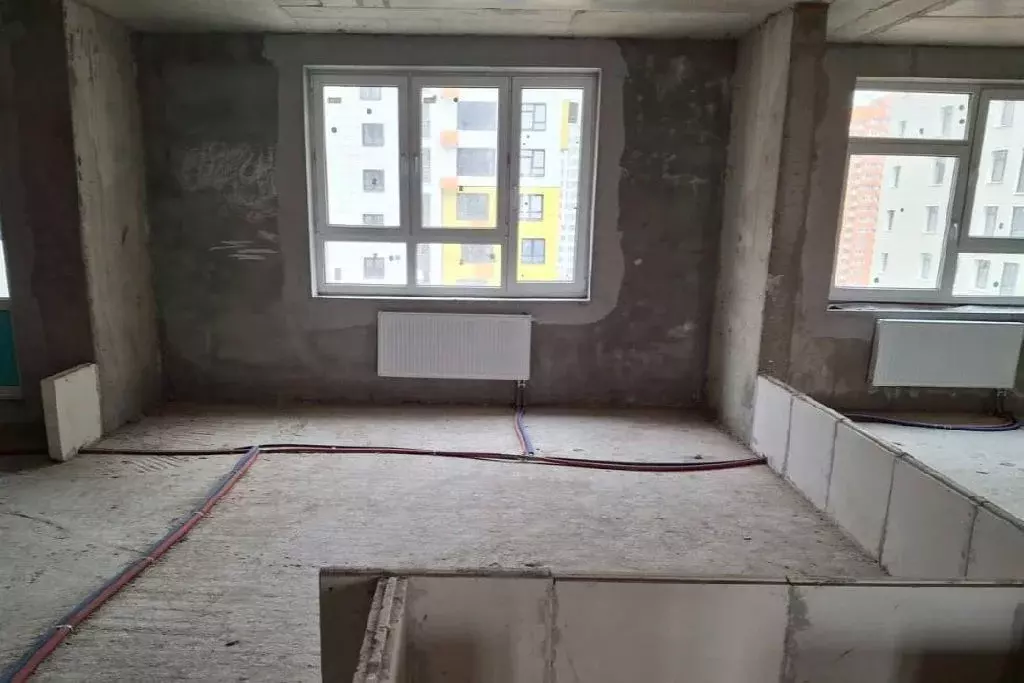 Продается 4-комнатная квартира - Фото 2