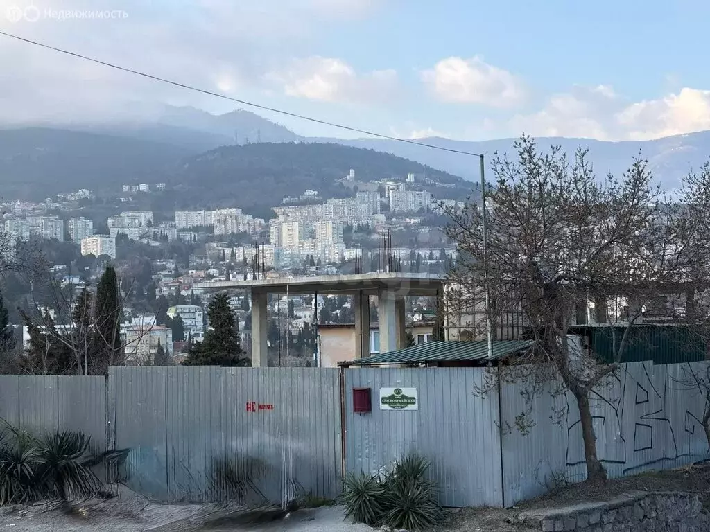 Дом в Ялта, Красноармейская улица (600 м) - Фото 2