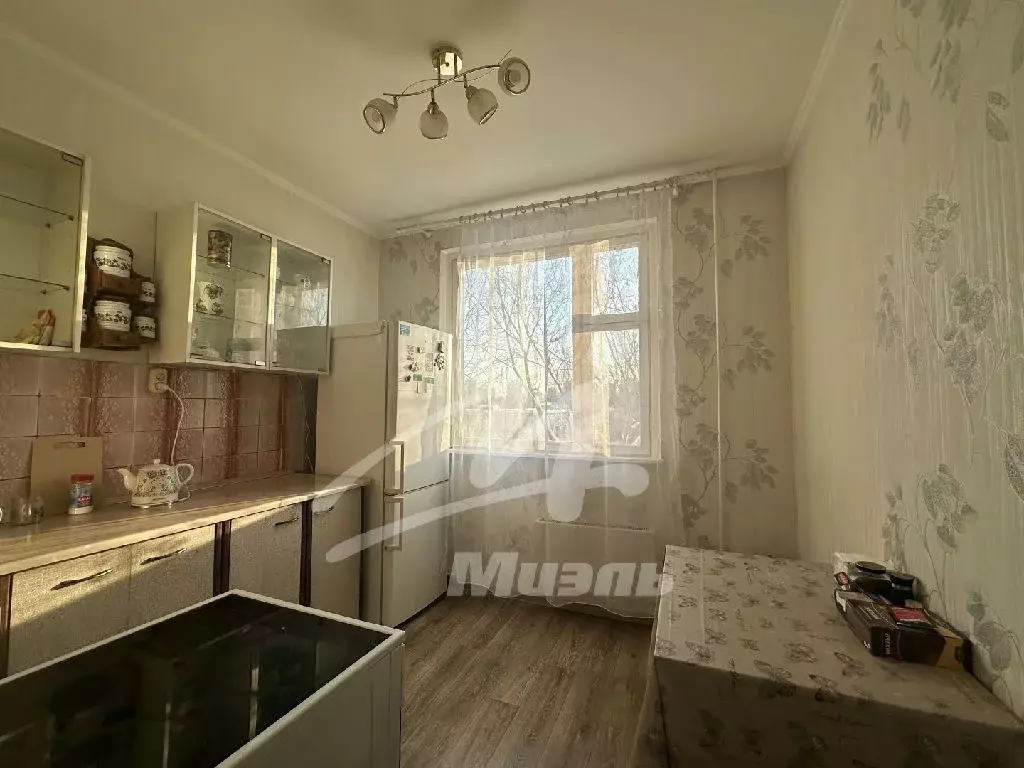 Продается 2-комнатная квартира - Фото 1