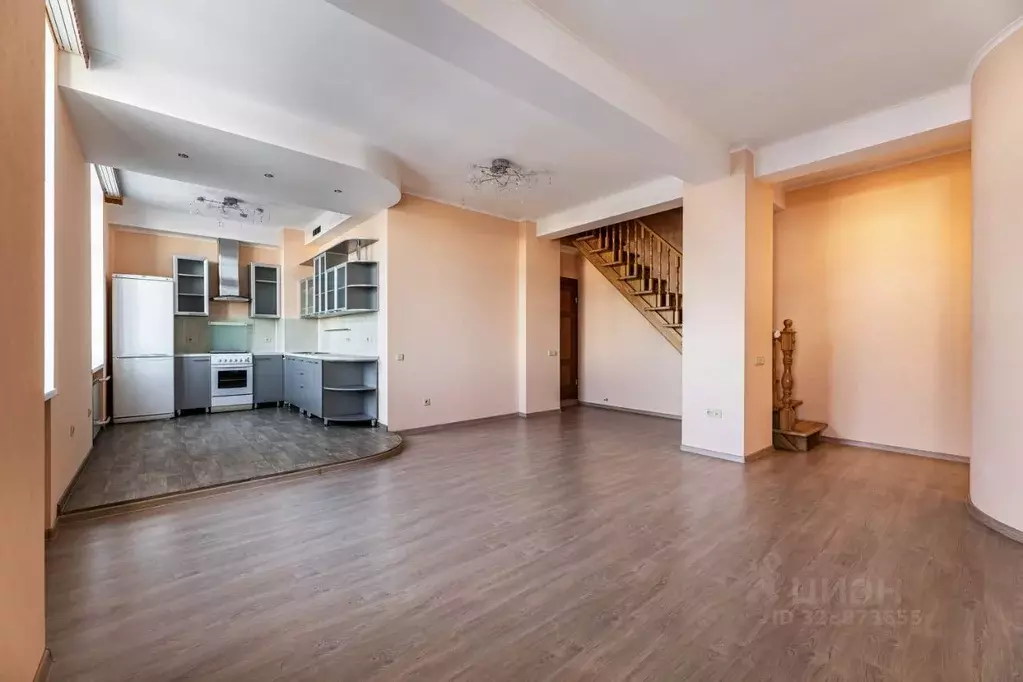 3-к кв. Татарстан, Казань ул. Восстания, 56 (107.0 м) - Фото 1