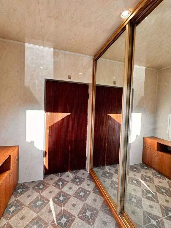 3-к кв. Белгородская область, Белгород 10-й мкр, ул. 60 лет Октября, ... - Фото 2