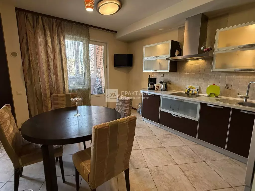 Продается 3-комнатная квартира - Фото 0